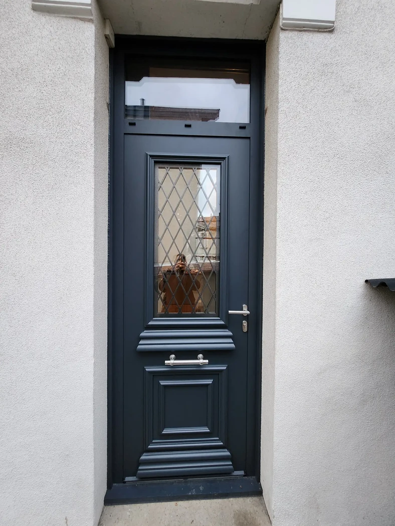 Porte aluminium MONOBLOC à GRENOBLE